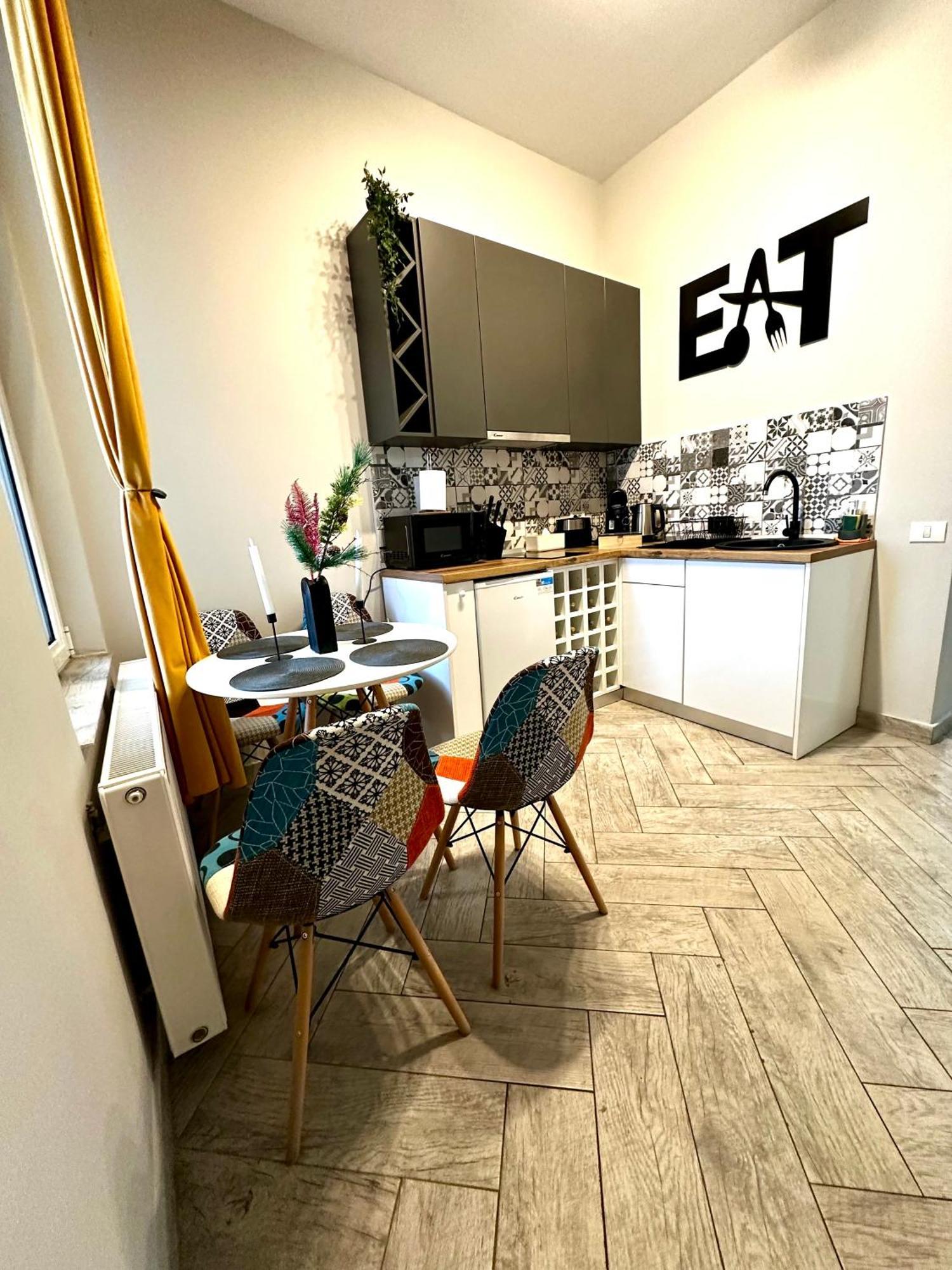 Stay Inn Central Brasov Apartments Exterior foto